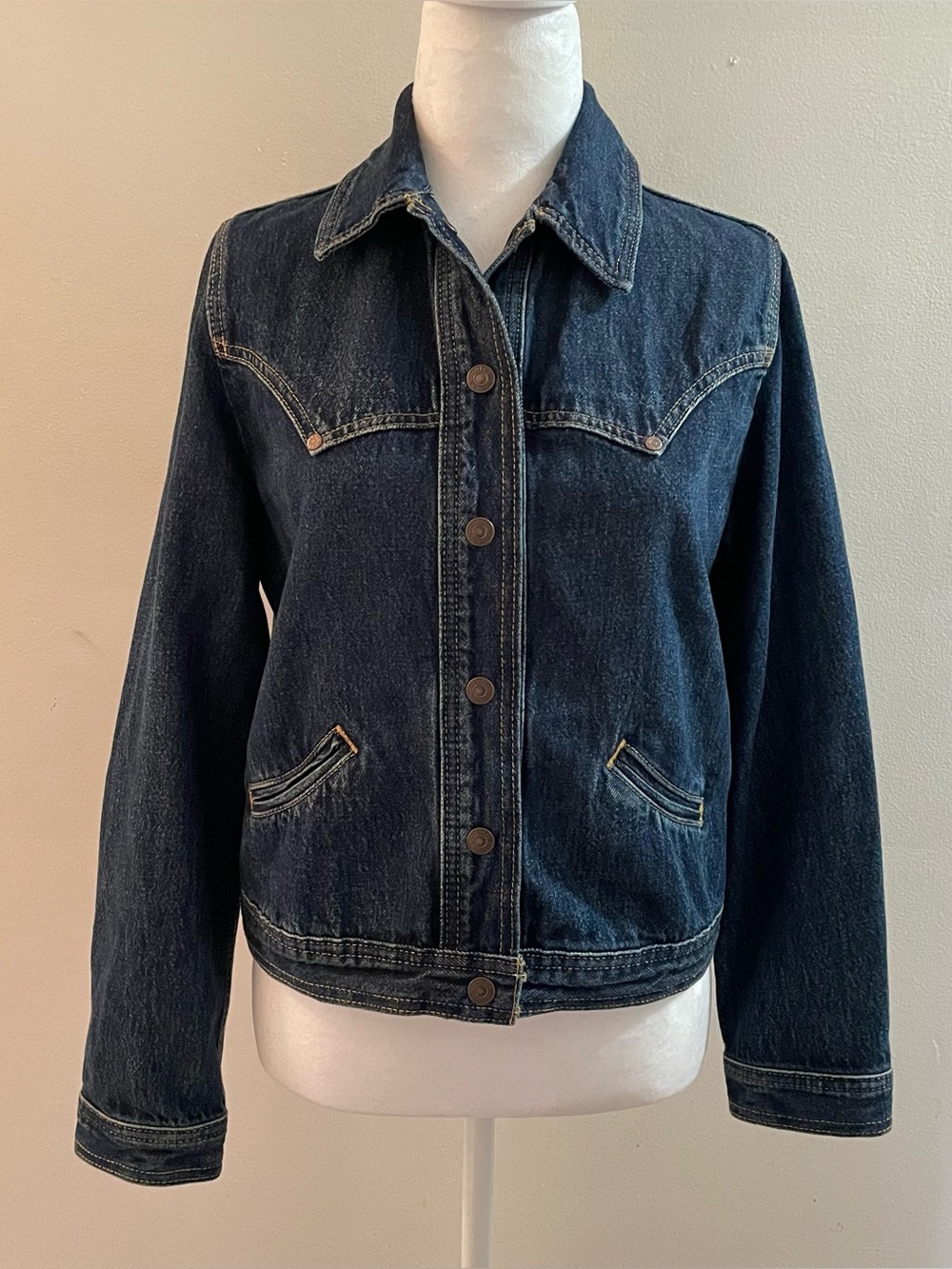 Levi's Women’s Size Small Western Dark Blue Denim Jean Jacket - Snap Front